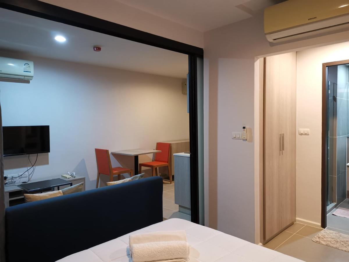 4 Floor - Centrio Condominium Near Shopping Malls And Andamanda Water Park Lägenhet *